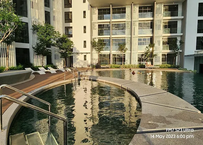 Seaview Luxury Suites At The Shore Kota Kinabalu